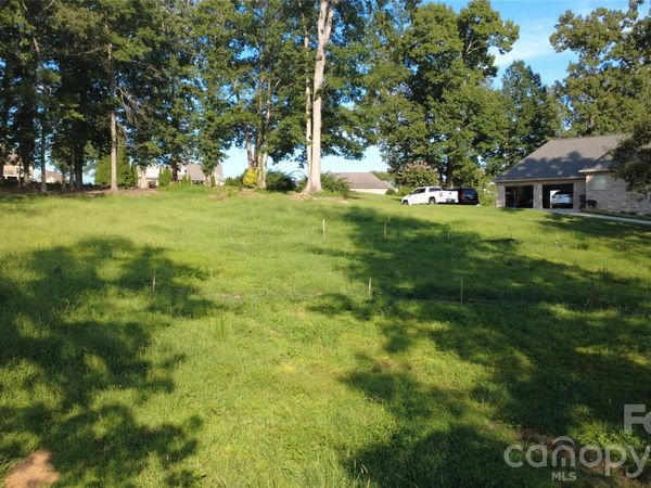 3870 Hyder Court , Morganton, NC 28655
