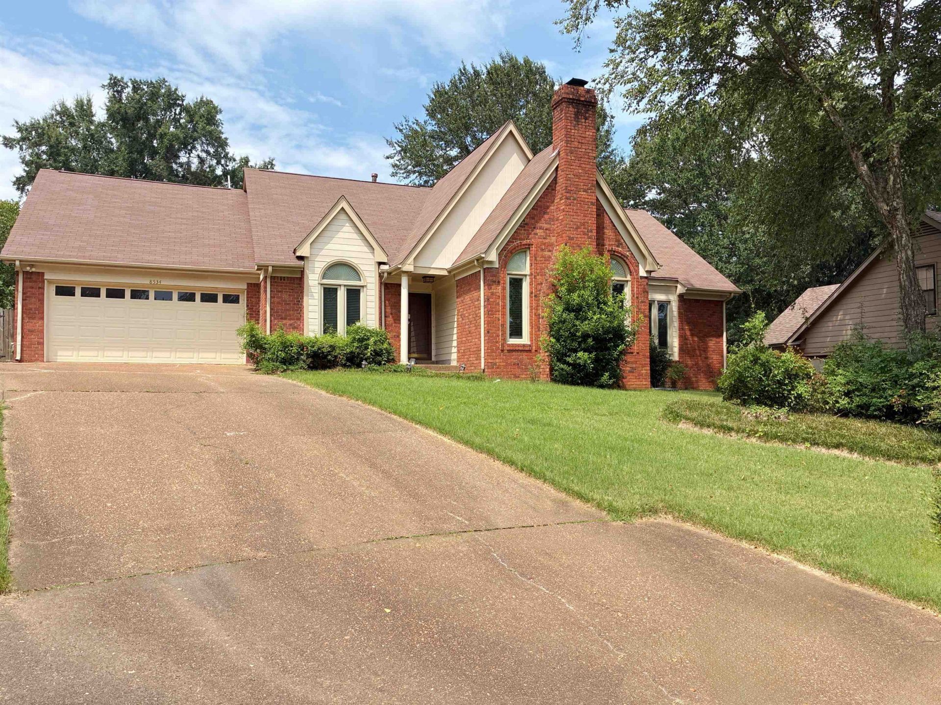 8534 SHADY TRAIL CV Memphis, TN 38018
