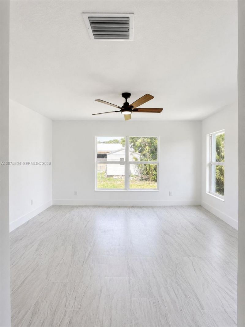 9165 100th Ct , Vero Beach, FL 32967 Photo