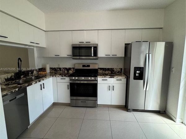 8207 San Carlos Cir, Unit 8207, Tamarac, FL 33321