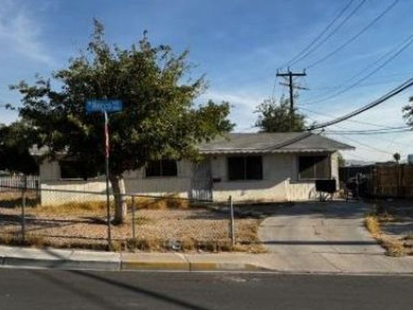 524 Recco Avenue, North Las Vegas, NV 89030