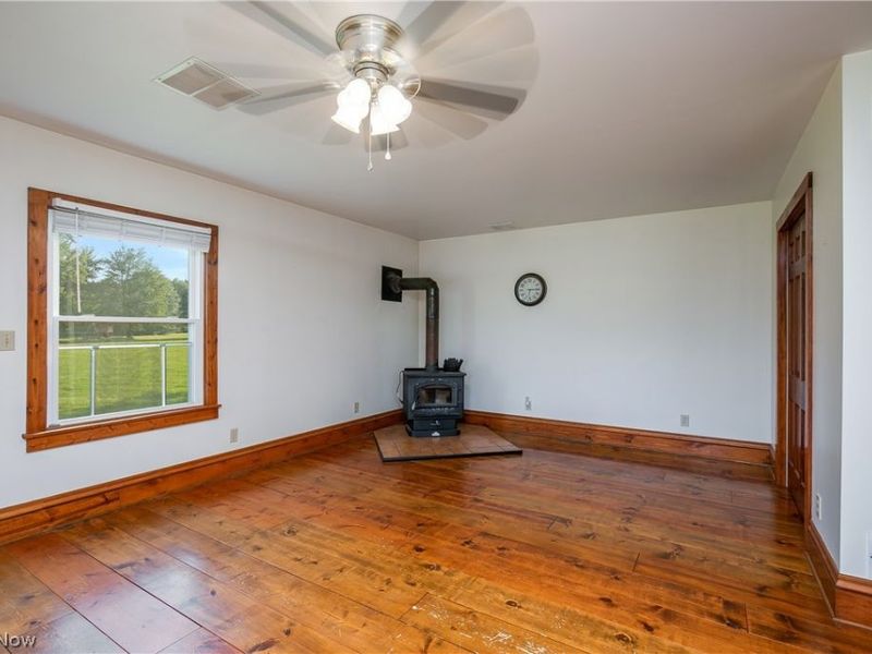 22525 Smith Northwest Road , North Benton, OH 44449 Photo 13