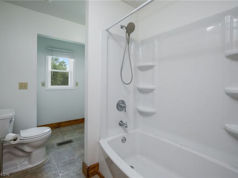 22525 Smith Northwest Road , North Benton, OH 44449 Photo 21