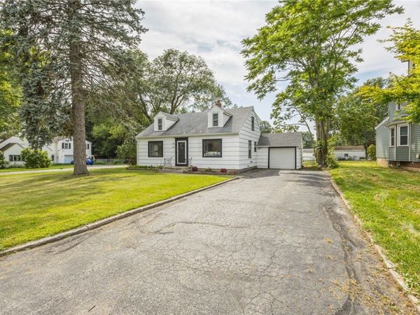 423 Howard Road , Rochester, NY 14606