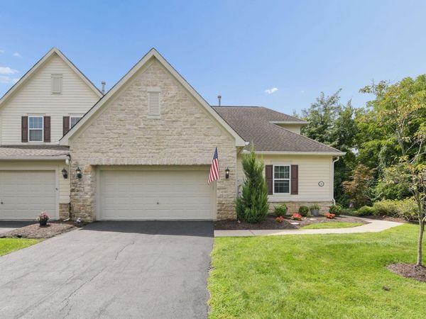 7411 Deer Valley Crossing , Powell, OH 43065