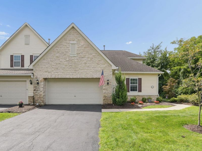 7411 Deer Valley Crossing , Powell, OH 43065 Photo 1