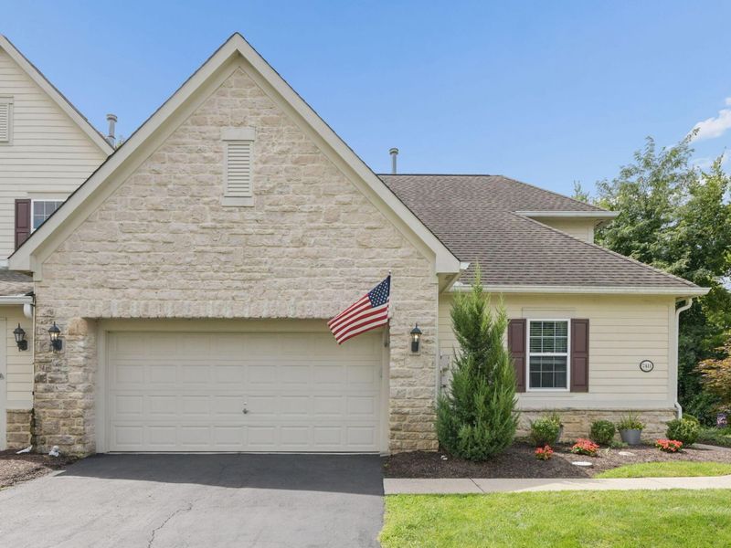 7411 Deer Valley Crossing , Powell, OH 43065 Photo 3