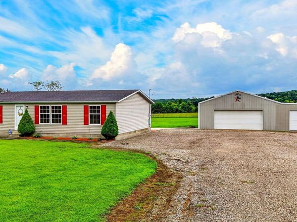 462 Rinehart Road , Chillicothe, OH 45601