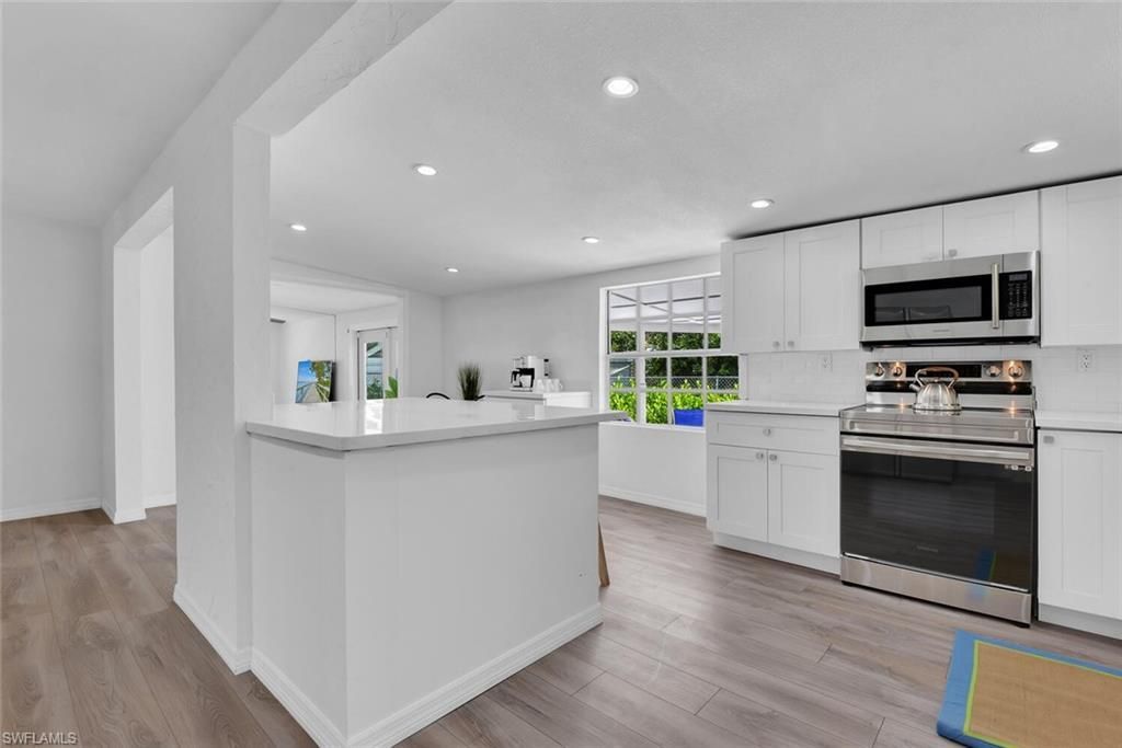 2048 Holiday Ln , Naples, FL 34104 Photo