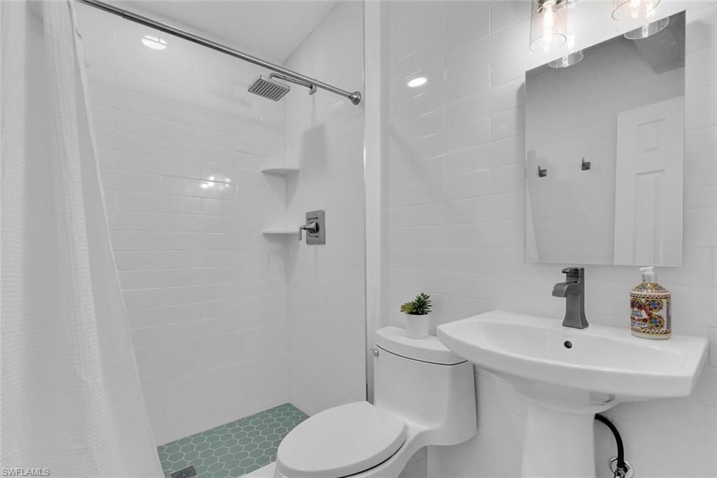 2048 Holiday Ln , Naples, FL 34104 Photo