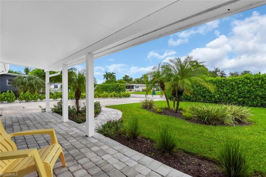 2048 Holiday Ln , Naples, FL 34104 Photo