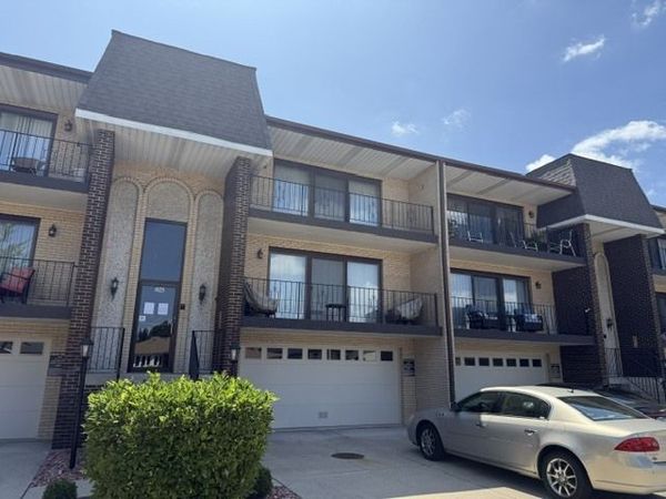 4125 W 93rd Place , Unit B, Oak Lawn, IL 60453