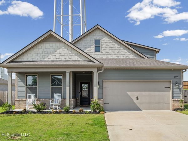 2084 Tulip Drive, Hernando, MS 38632