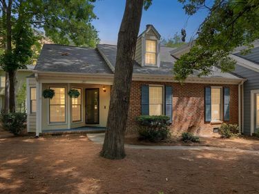 1201 Deptford Court, Raleigh, NC 27609