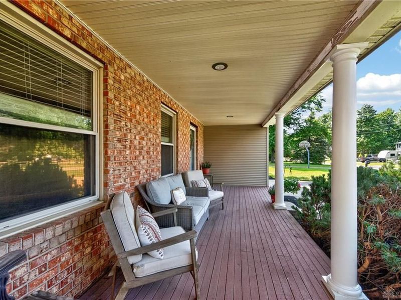 5889 Wade Road, Miami Township, OH 45150 Photo 4