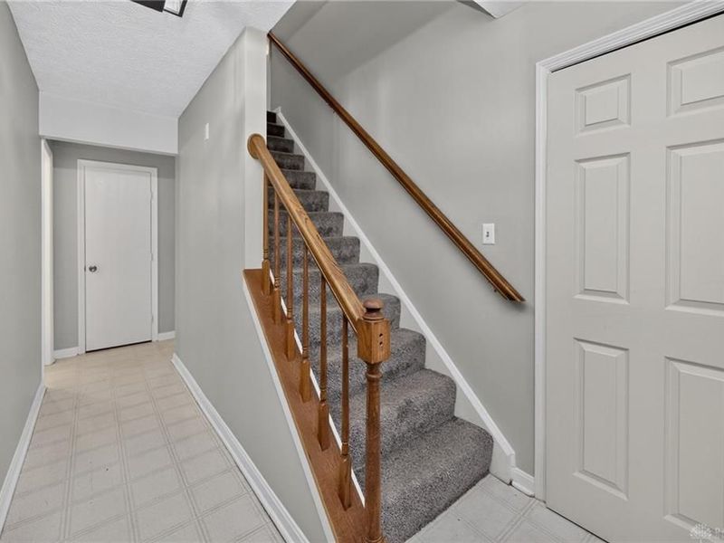 5889 Wade Road, Miami Township, OH 45150 Photo 8