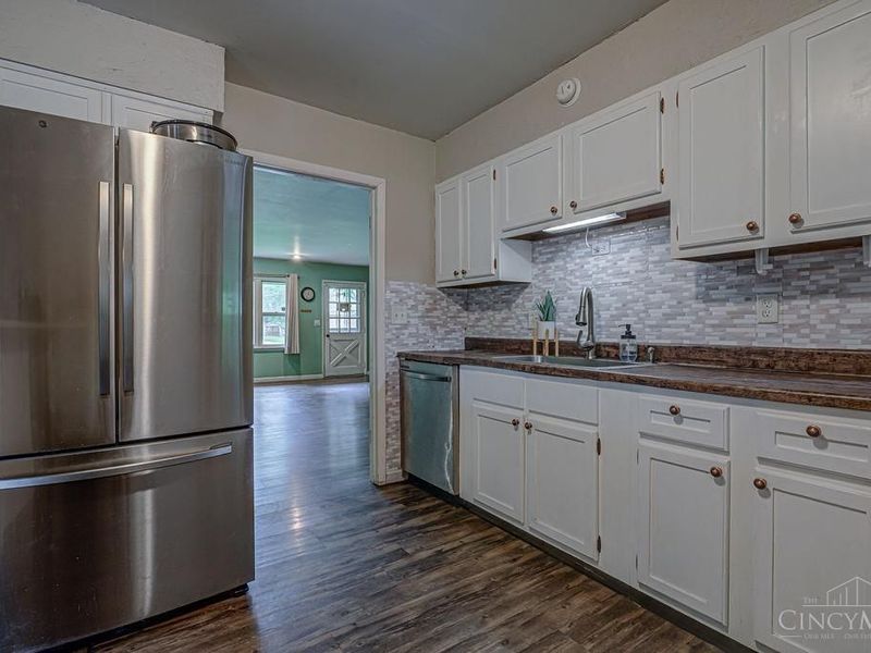 390 Timrick, Monroe, OH 45050 Photo 8