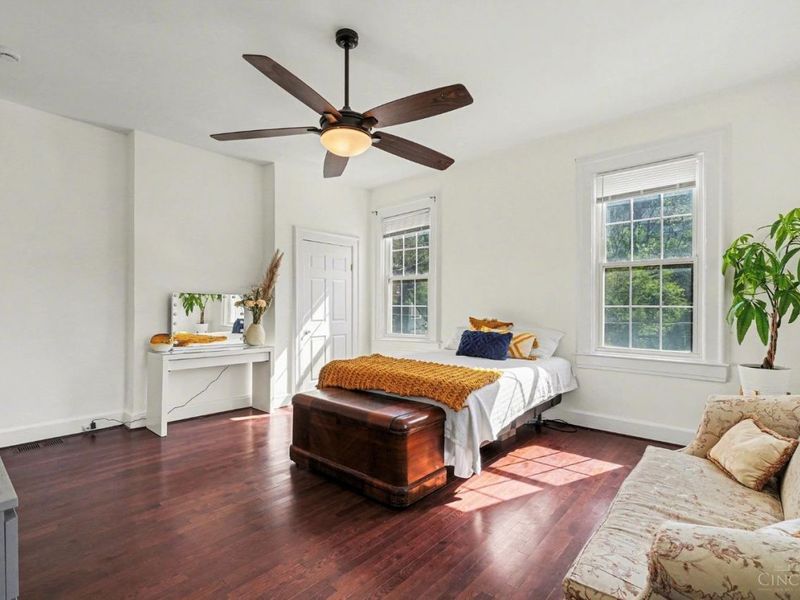 2279 Loth Street, Cincinnati, OH 45219 Photo 11