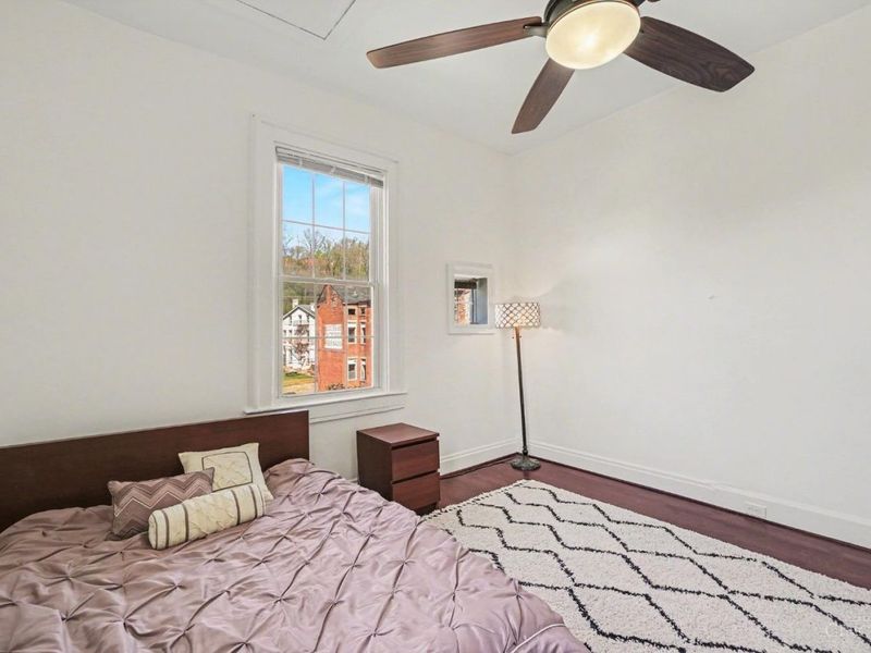 2279 Loth Street, Cincinnati, OH 45219 Photo 14