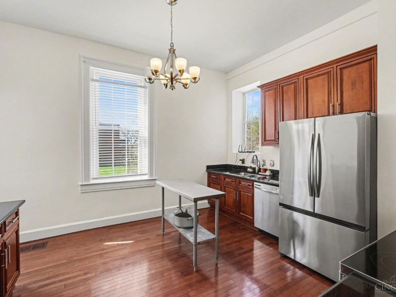 2279 Loth Street, Cincinnati, OH 45219 Photo 8