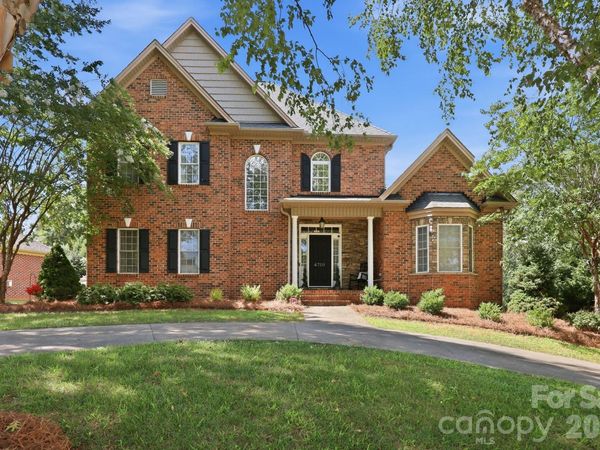 4701 Pebble Lake Drive , Unit 161, Pfafftown, NC 27040