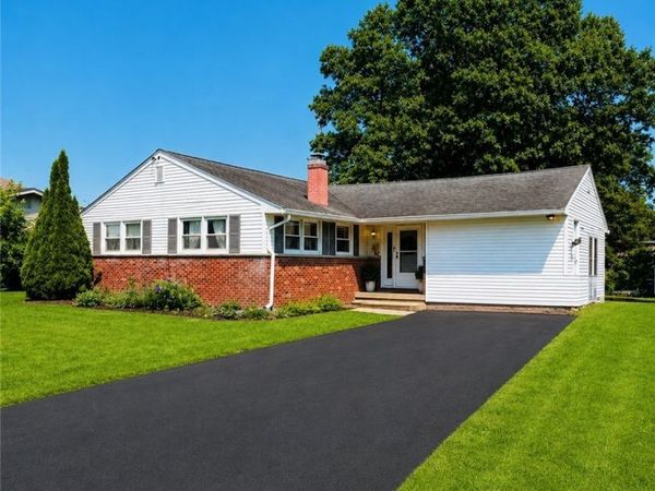 65 Patrick Circle , Fulton, NY 13069