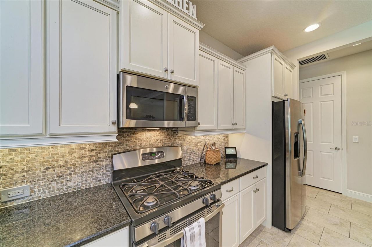 517 Chantilly Trail , Bradenton, FL 34212 Photo