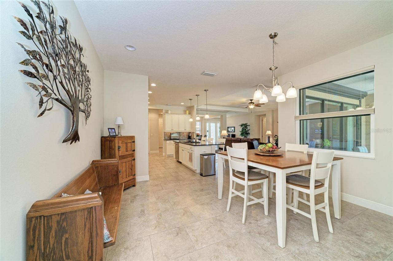 517 Chantilly Trail , Bradenton, FL 34212 Photo