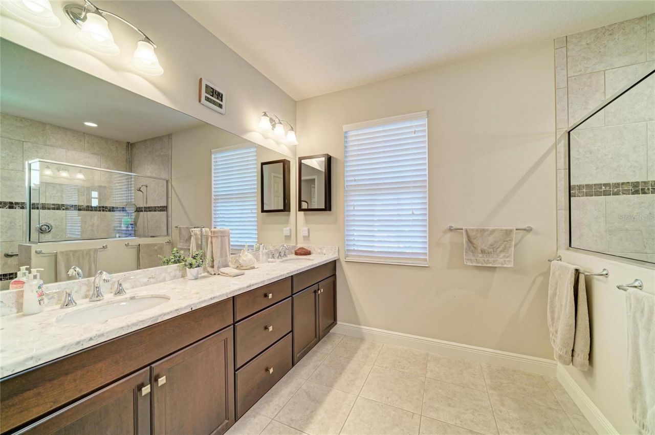 517 Chantilly Trail , Bradenton, FL 34212 Photo