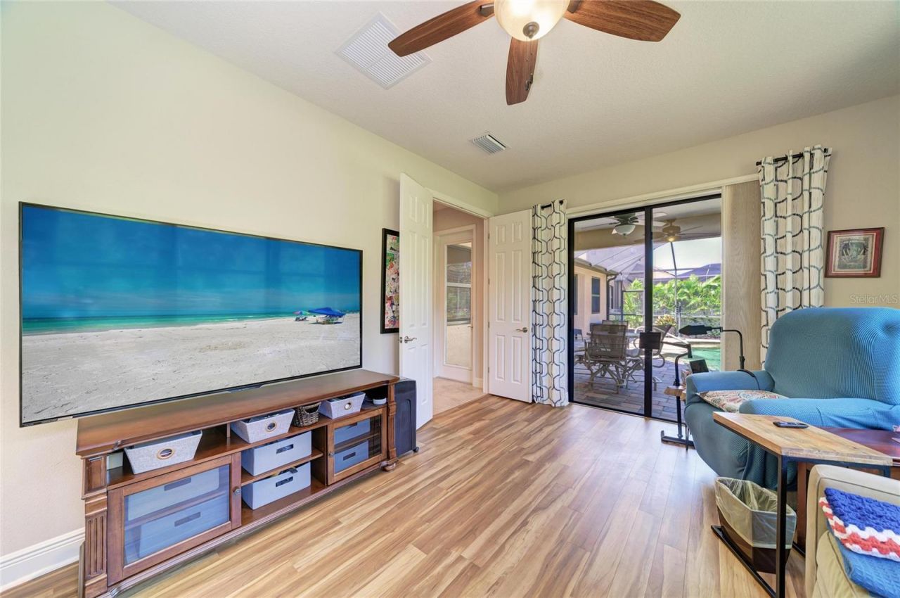 517 Chantilly Trail , Bradenton, FL 34212 Photo
