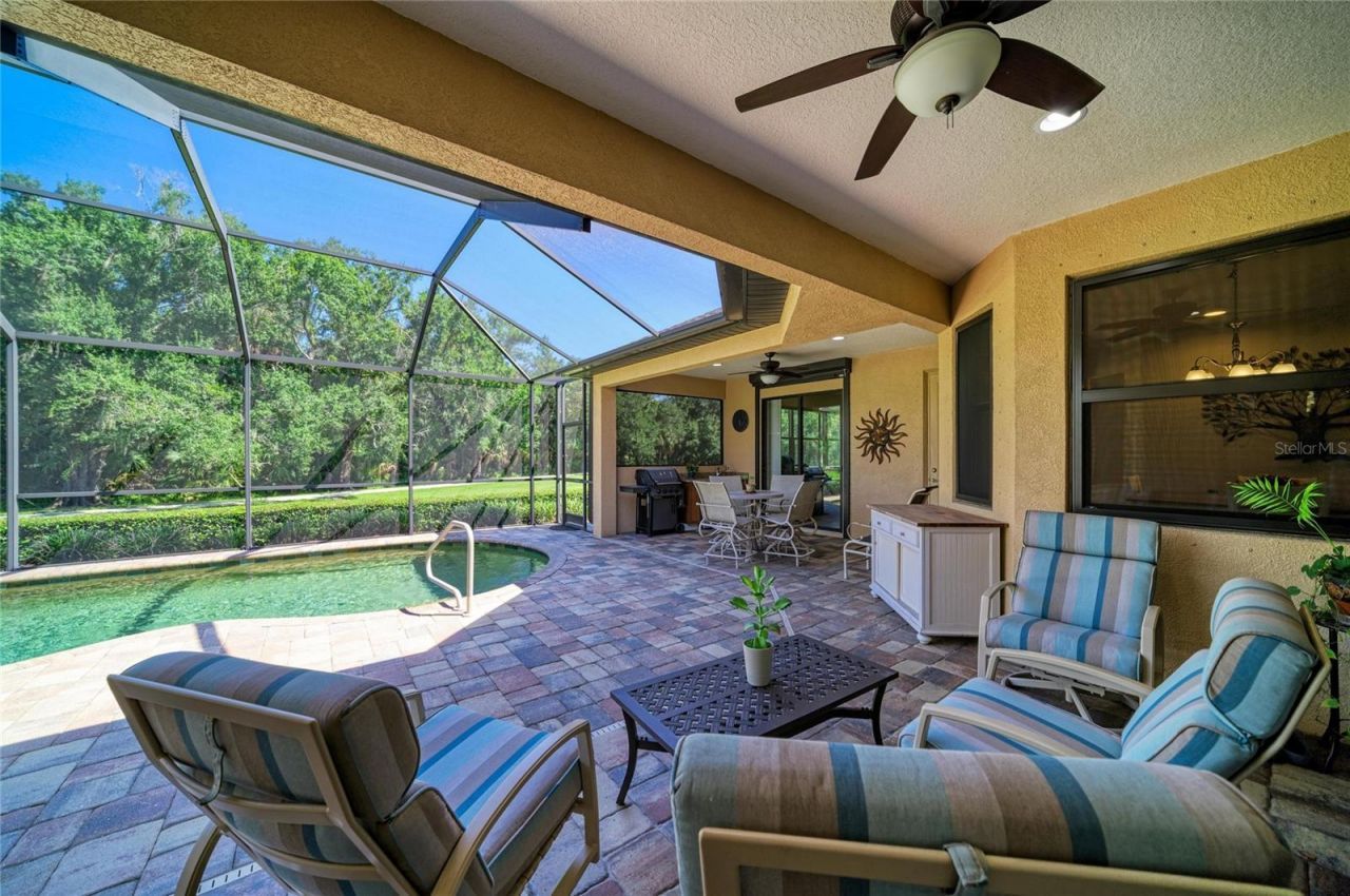 517 Chantilly Trail , Bradenton, FL 34212 Photo