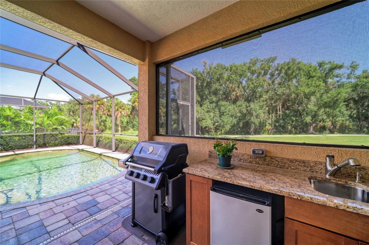 517 Chantilly Trail , Bradenton, FL 34212 Photo