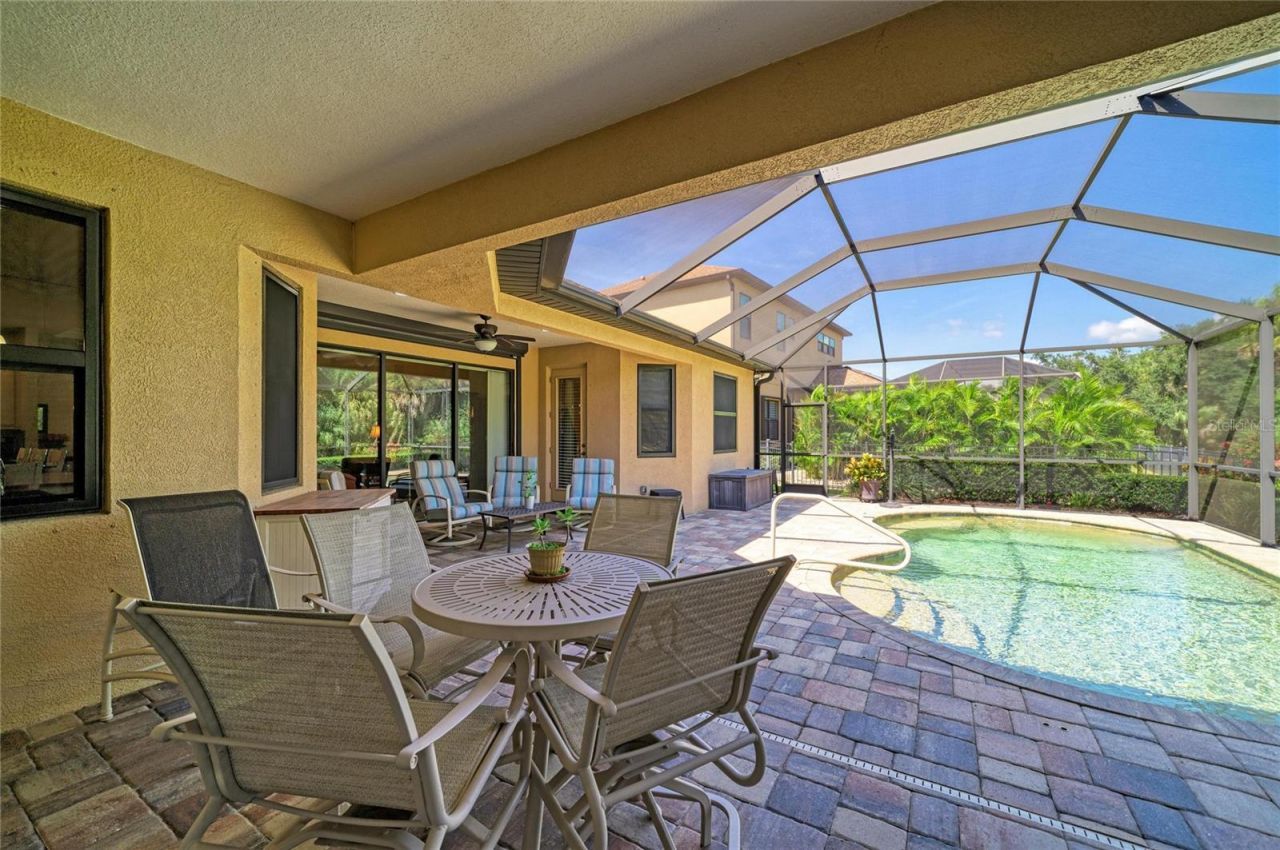 517 Chantilly Trail , Bradenton, FL 34212 Photo