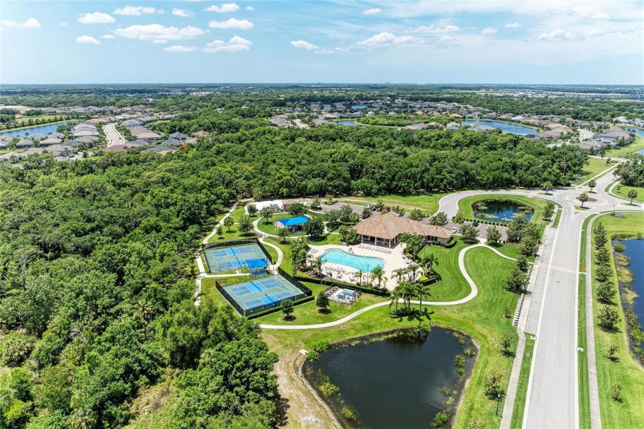 517 Chantilly Trail , Bradenton, FL 34212 Photo