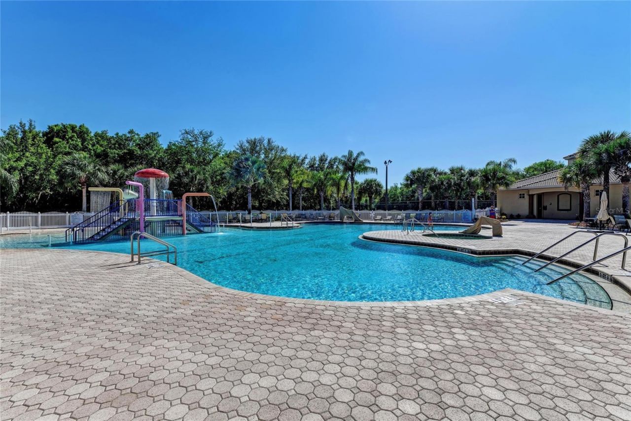 517 Chantilly Trail , Bradenton, FL 34212 Photo