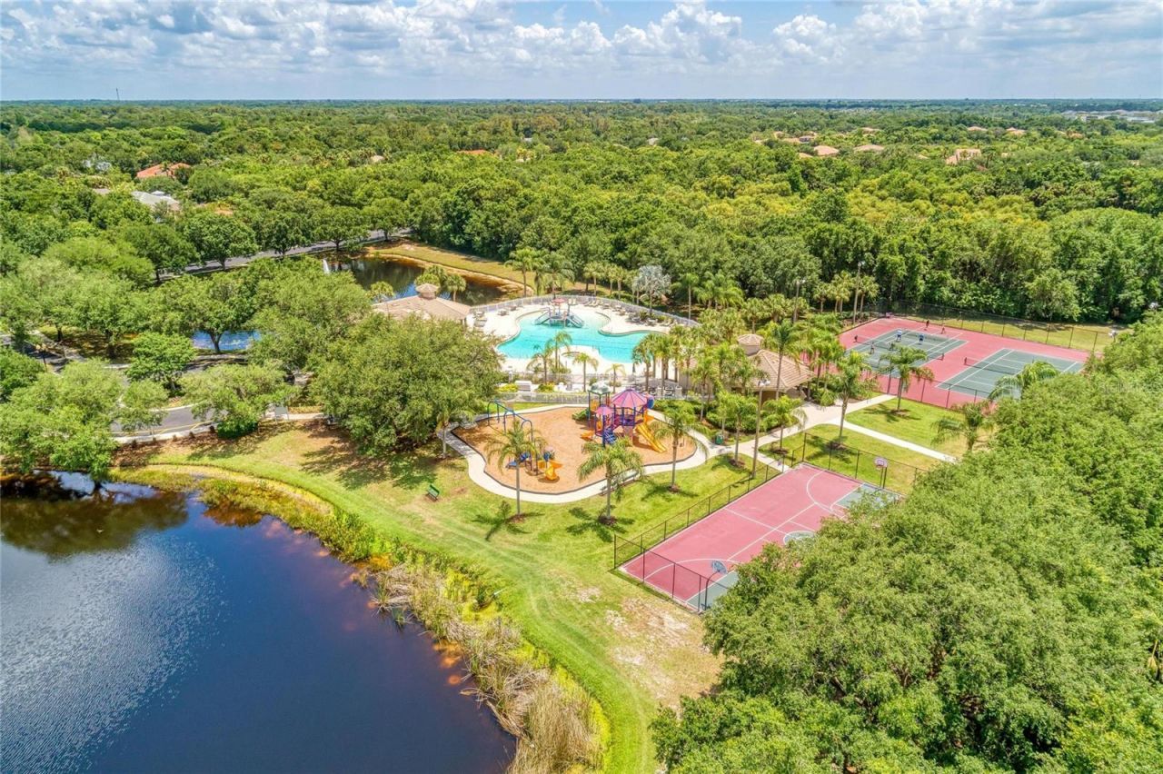 517 Chantilly Trail , Bradenton, FL 34212 Photo