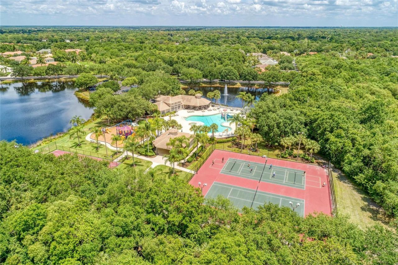 517 Chantilly Trail , Bradenton, FL 34212 Photo