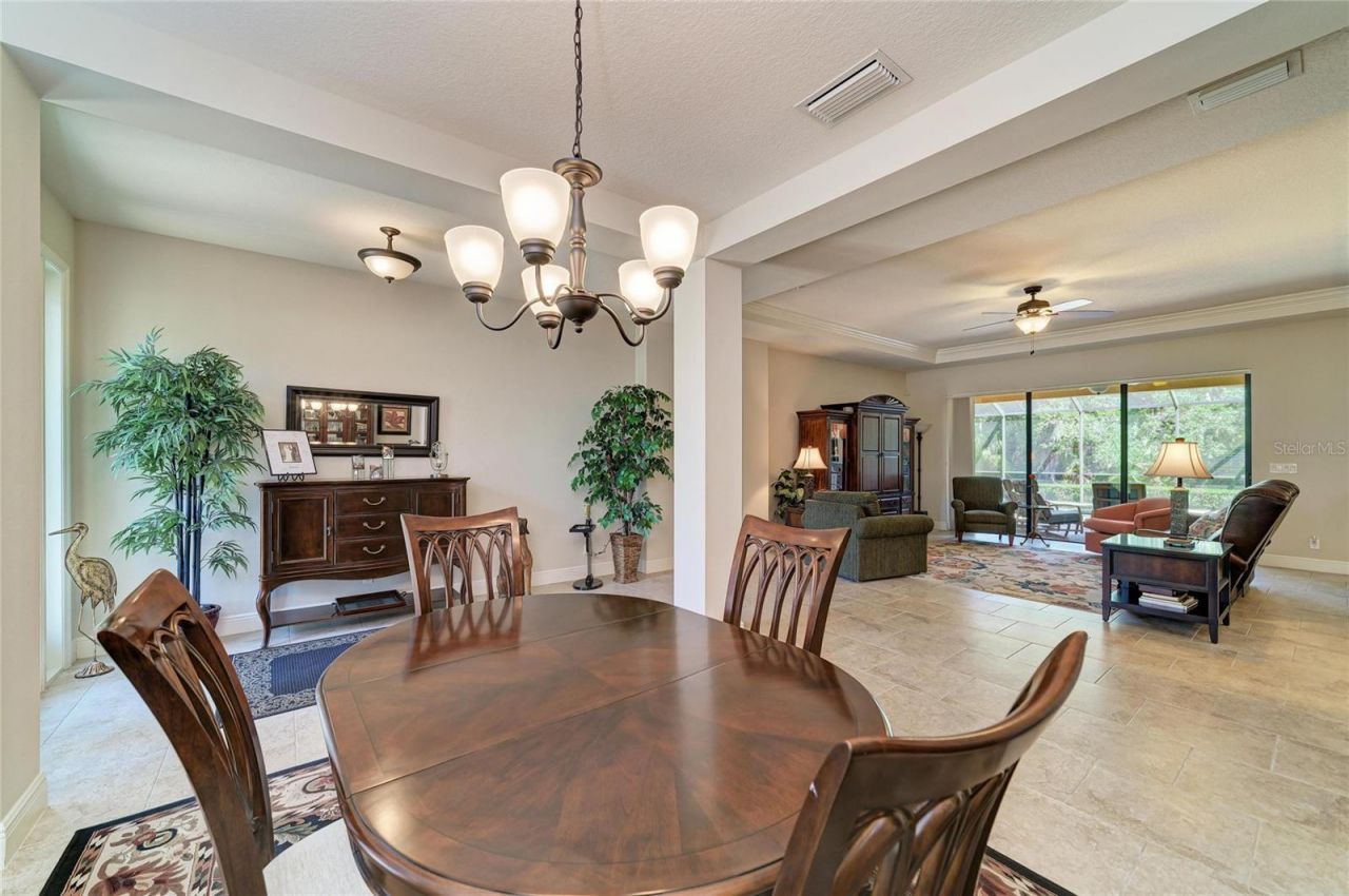 517 Chantilly Trail , Bradenton, FL 34212 Photo