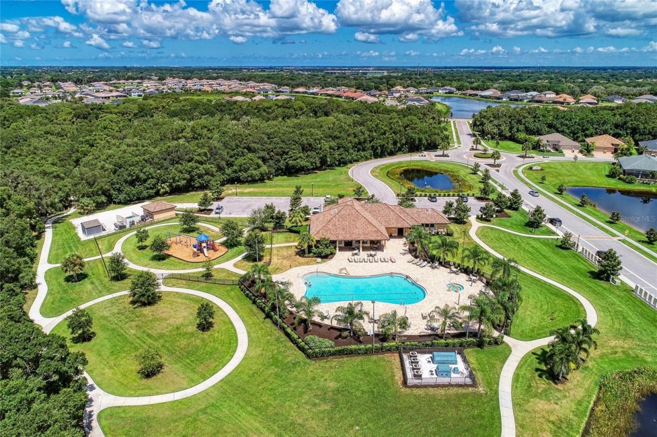 517 Chantilly Trail , Bradenton, FL 34212 Photo