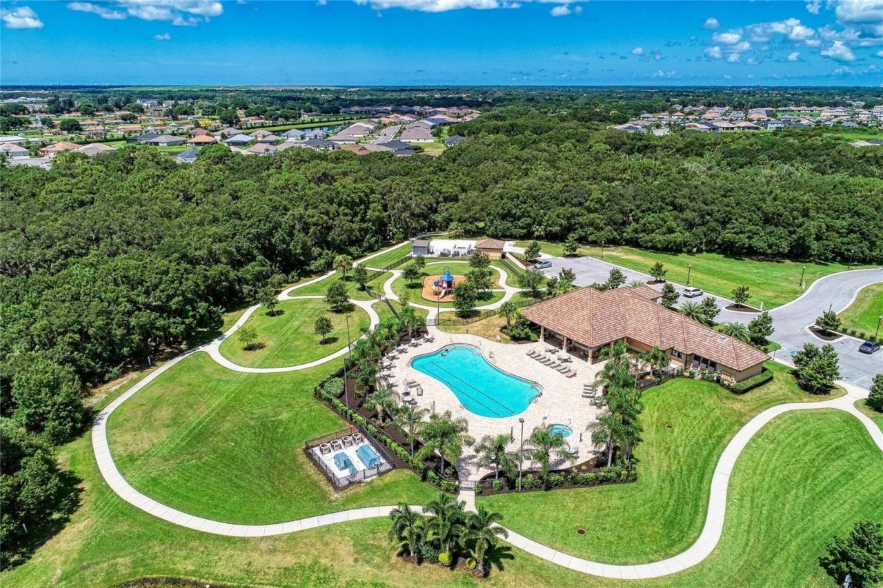 517 Chantilly Trail , Bradenton, FL 34212 Photo