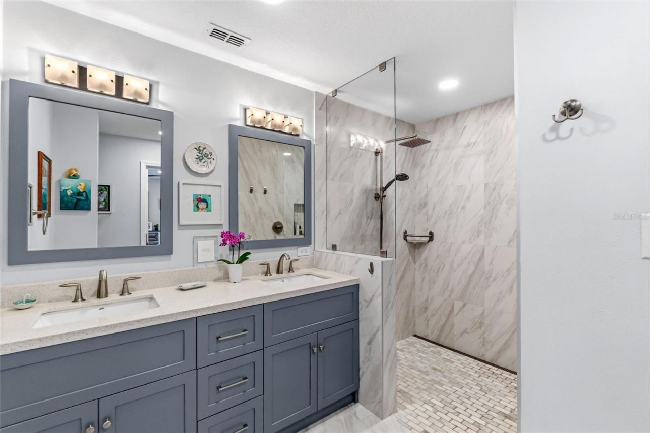 1907 Magnolia Street, Sarasota, FL 34239 Photo