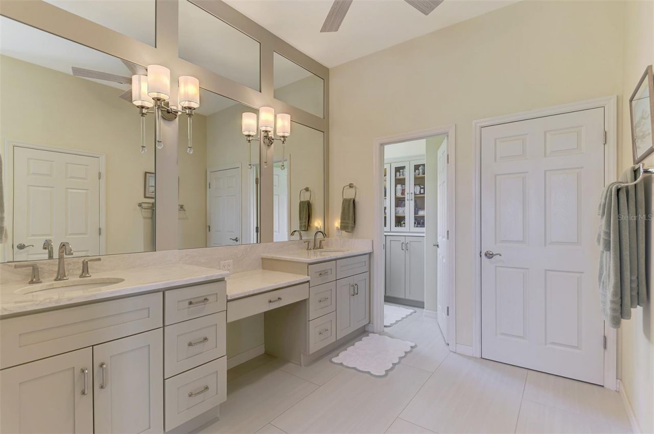 314 Stone Briar Creek Drive, Venice, FL 34292 Photo