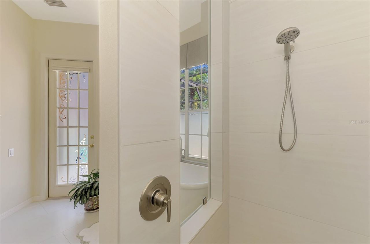 314 Stone Briar Creek Drive, Venice, FL 34292 Photo