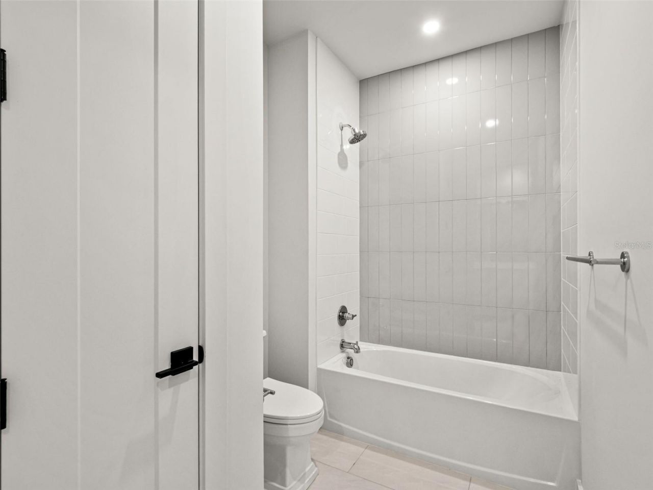 1320 Cloverlawn Avenue, Orlando, FL 32806 Photo