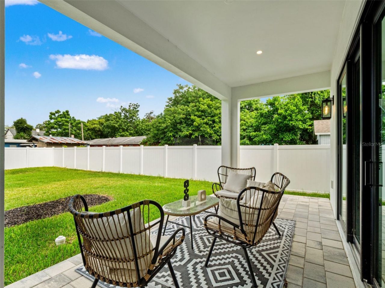 1320 Cloverlawn Avenue, Orlando, FL 32806 Photo