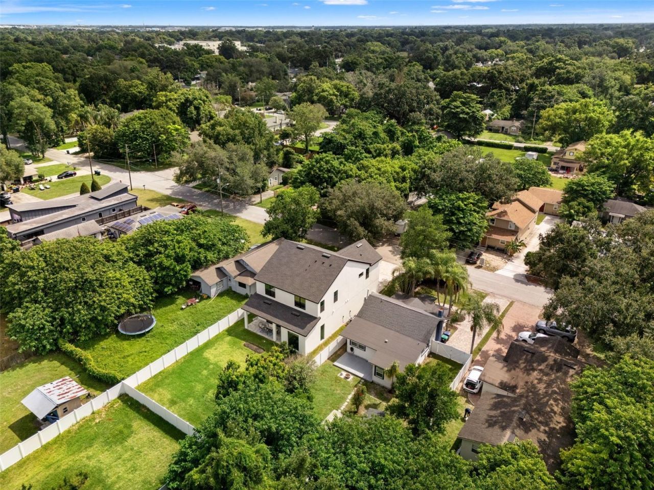 1320 Cloverlawn Avenue, Orlando, FL 32806 Photo