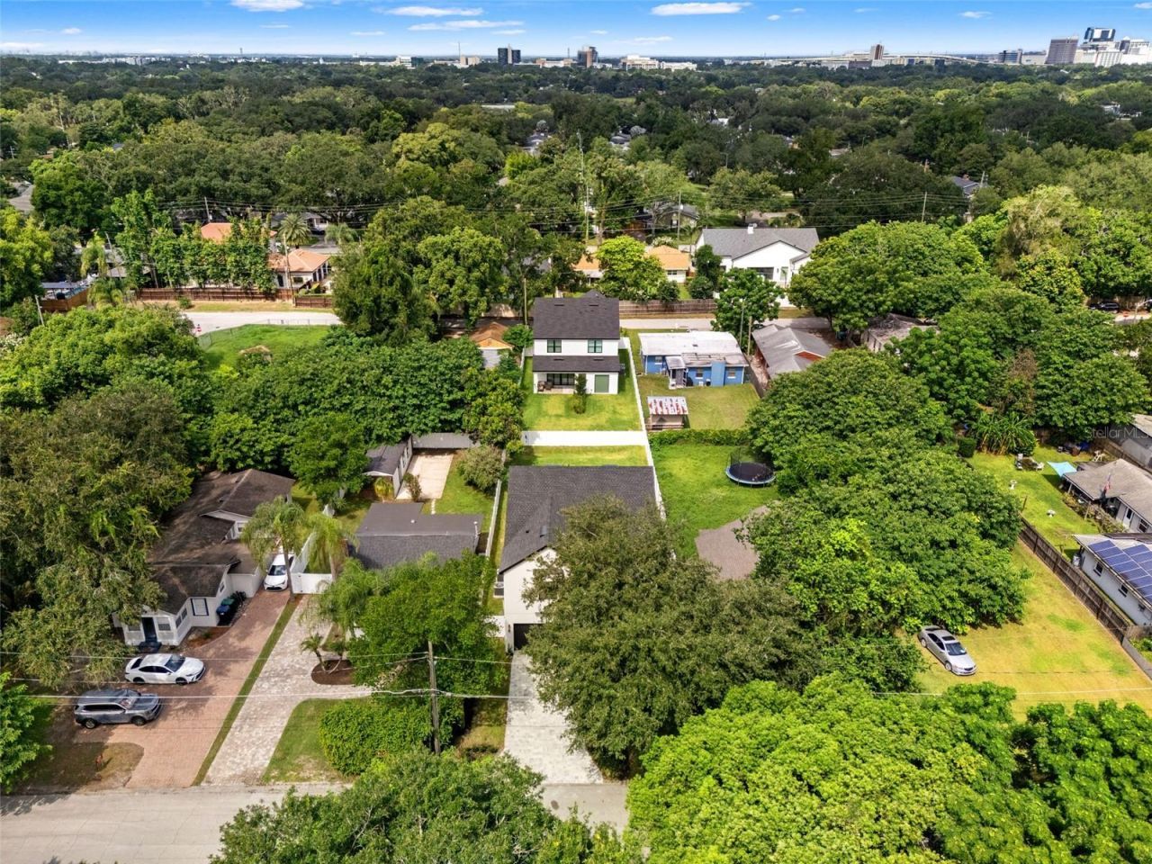 1320 Cloverlawn Avenue, Orlando, FL 32806 Photo