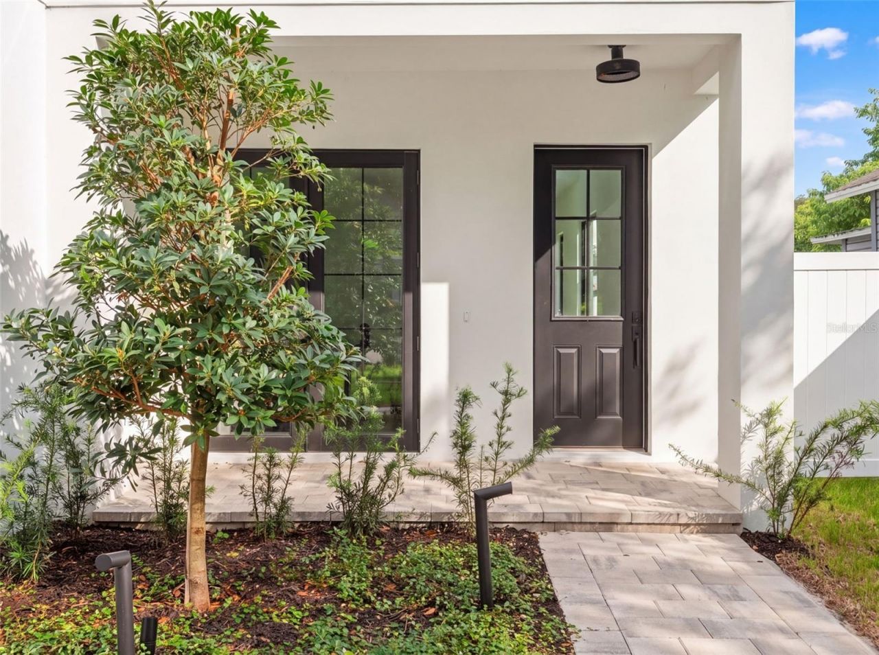 1320 Cloverlawn Avenue, Orlando, FL 32806 Photo
