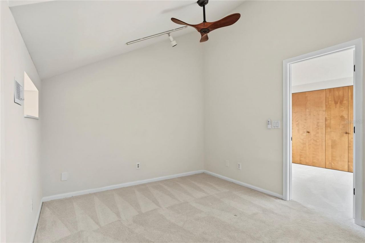 4572 N Lake Orlando Parkway , Unit 6, Orlando, FL 32808 Photo