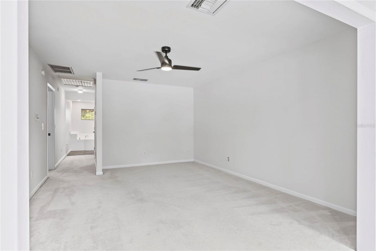 4572 N Lake Orlando Parkway , Unit 6, Orlando, FL 32808 Photo